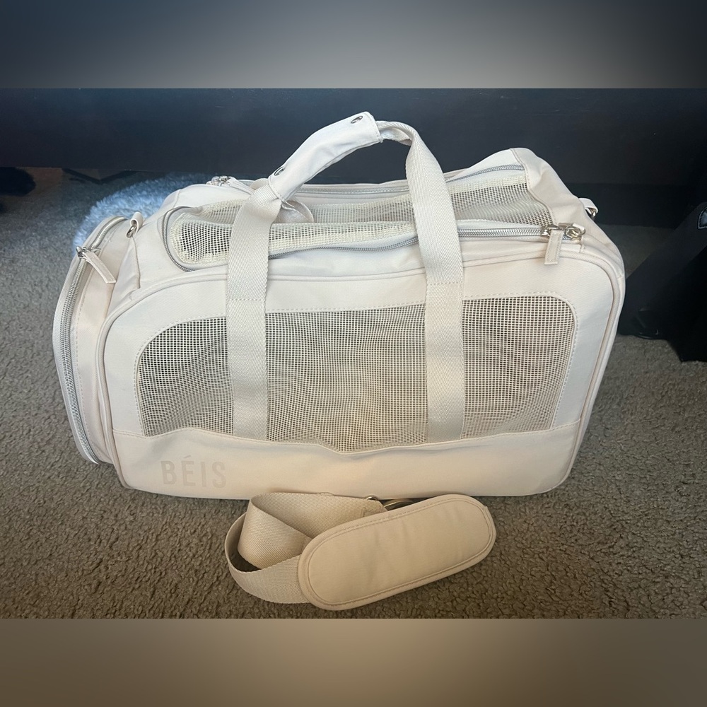 BEIS Regulation Pet Carry-On in Beige